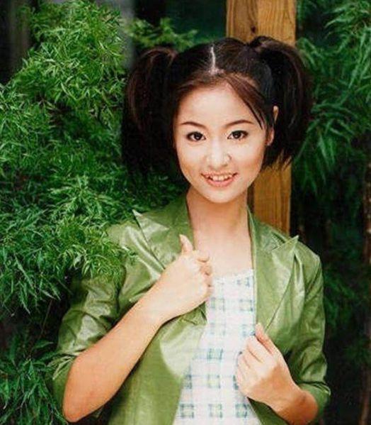 娱乐吃瓜四字女星是谁,她是如何成为娱乐圈焦点人物的？  第3张